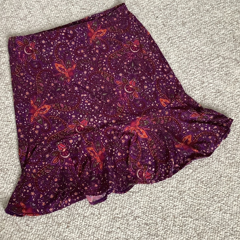 EUC Chaps Ralph Lauren Skirt Flounce Trumpet Hem M